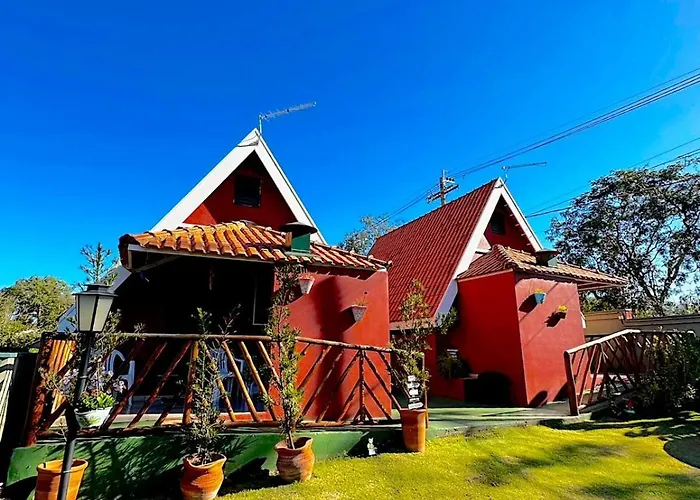 Águas Chalés Temporada - Chalés e Lofts Confortáveis - Piscina - Próximo ao Thermas